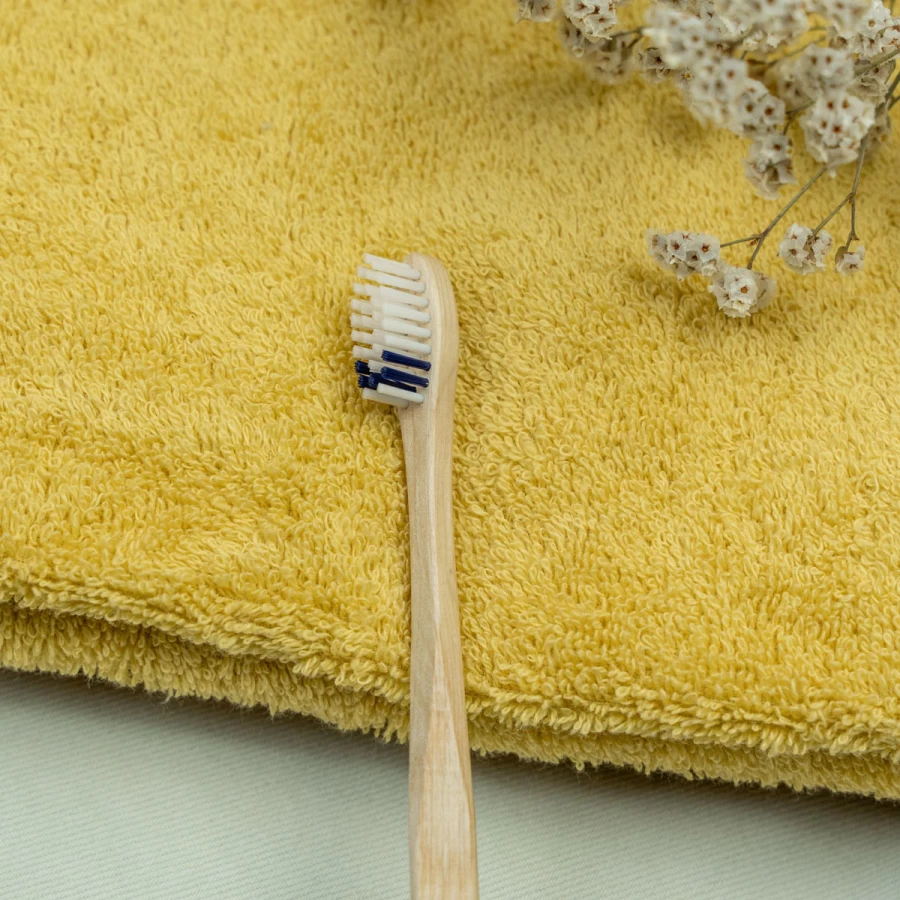 PACK DE  15 - Brosse à dents en bois pour adulte - medium -  fabriquée en France